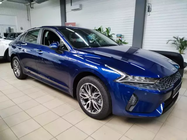 Kia Kia K5 2021