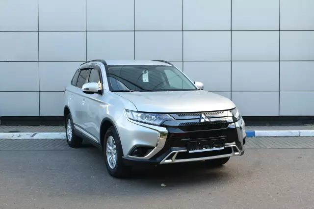 Mitsubishi Mitsubishi Outlander 2021