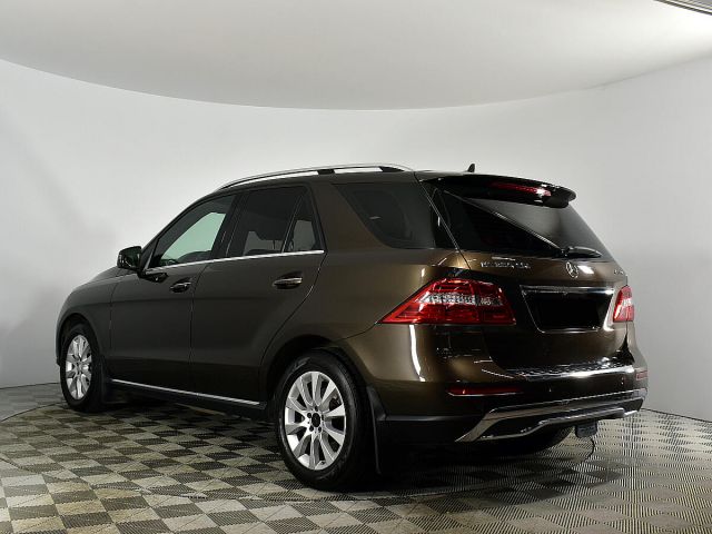 Mercedes-Benz Mercedes-Benz M-Класс 2015