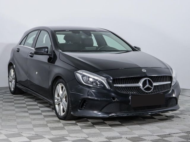 Mercedes-Benz Mercedes-Benz A-Класс 2016