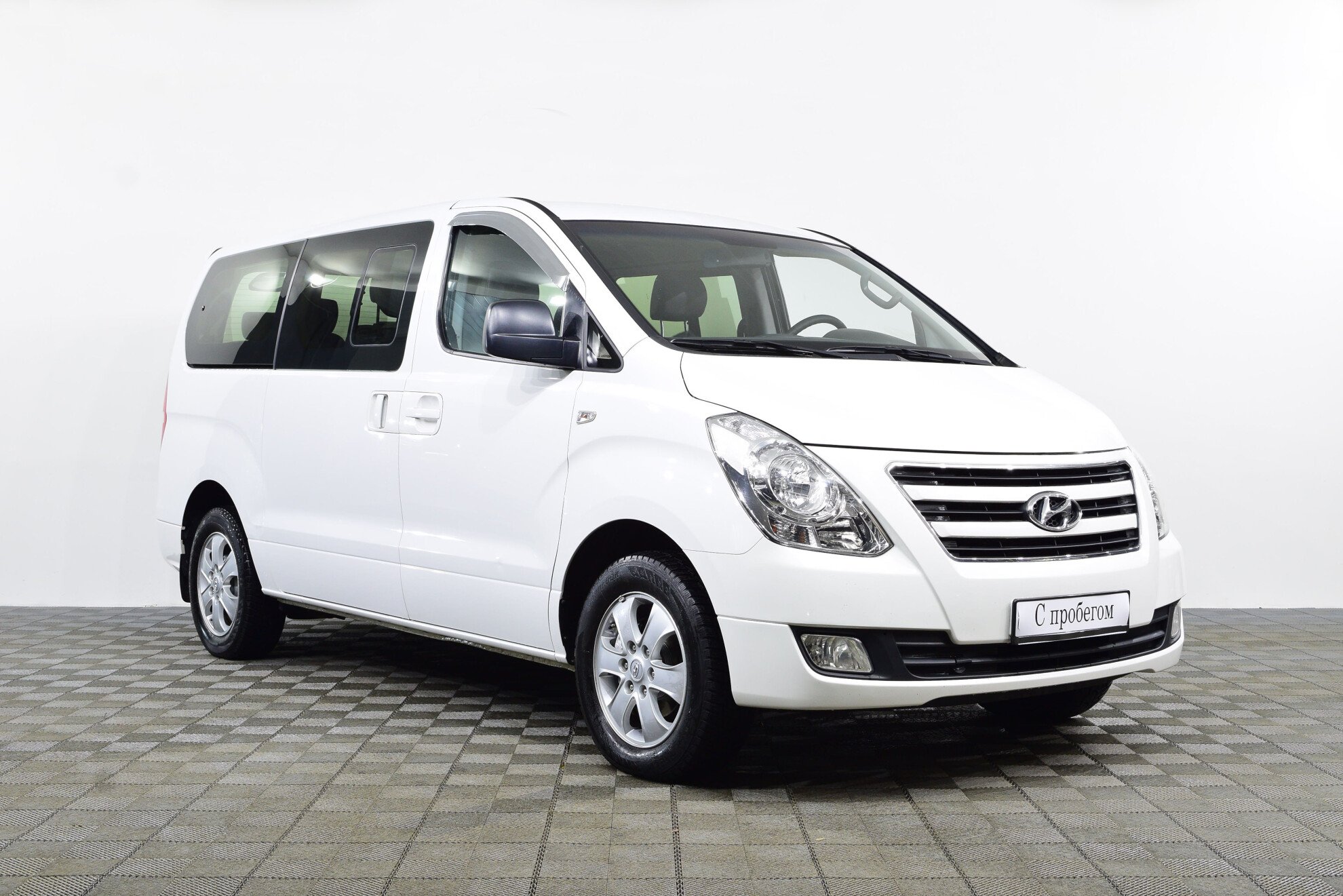 Hyundai Hyundai Grand Starex 2017