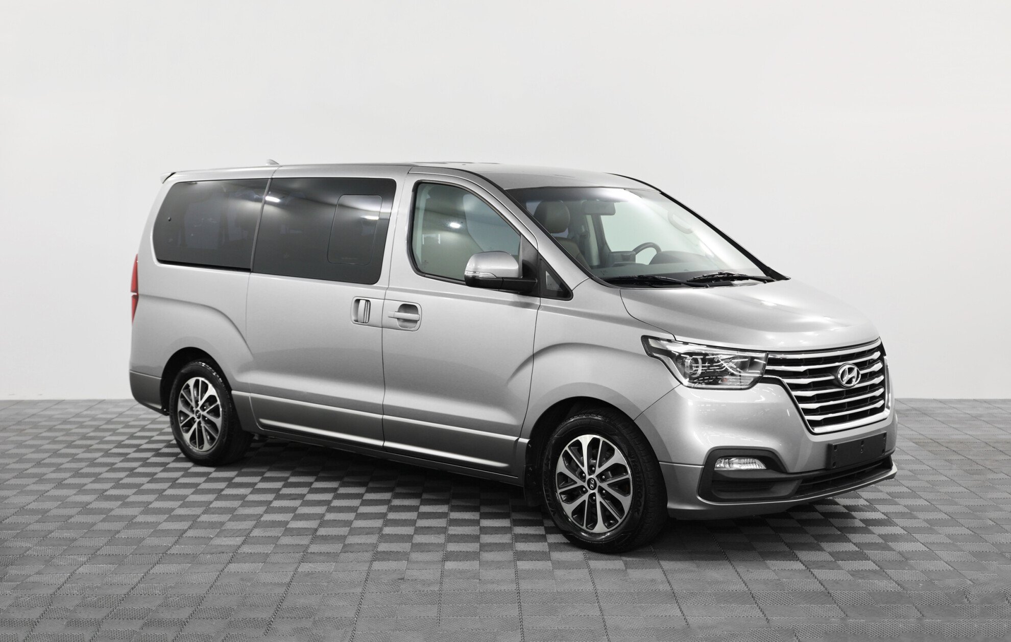Hyundai Hyundai Grand Starex 2019