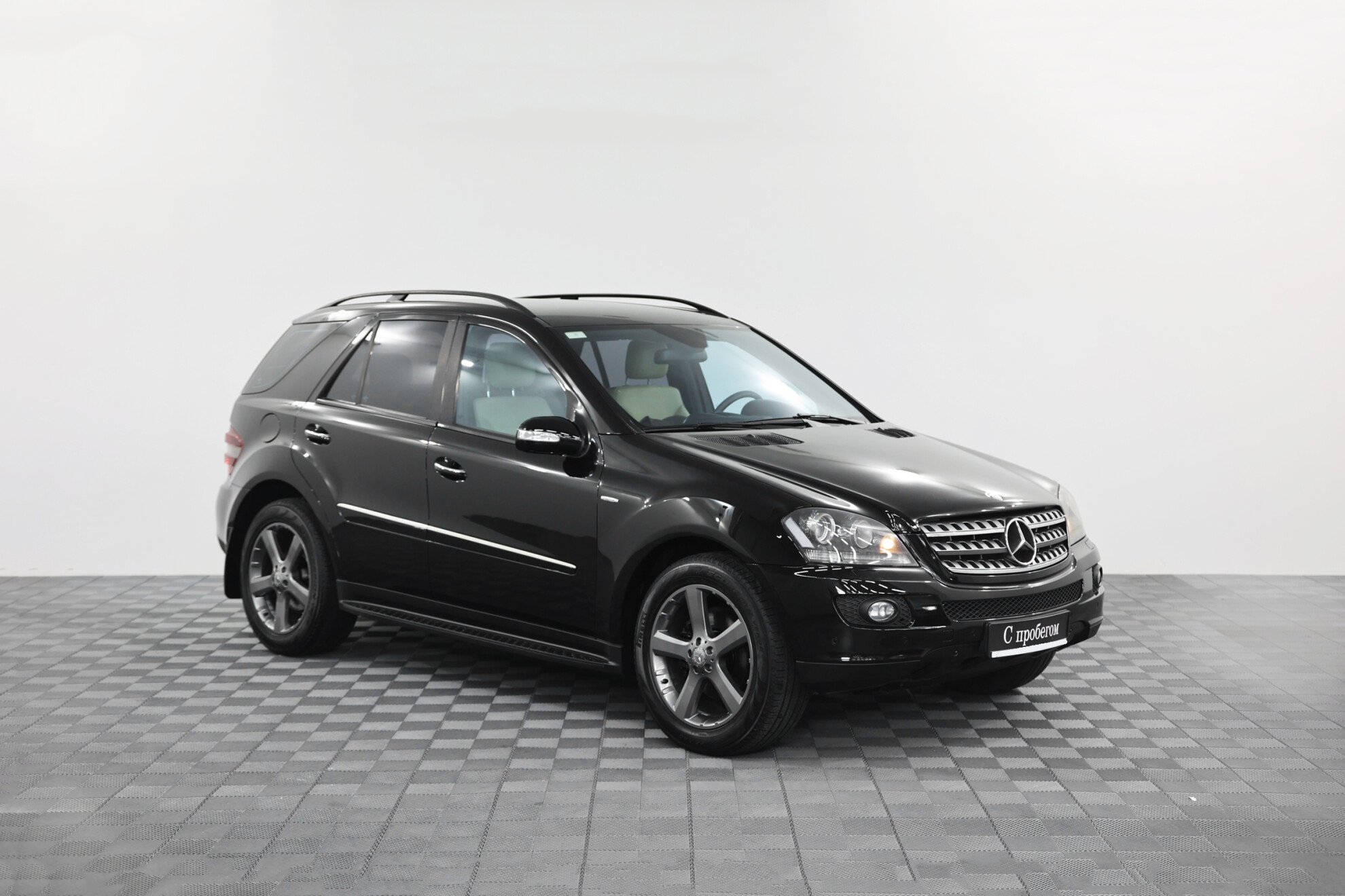 Mercedes-Benz Mercedes-Benz M-Класс 2010