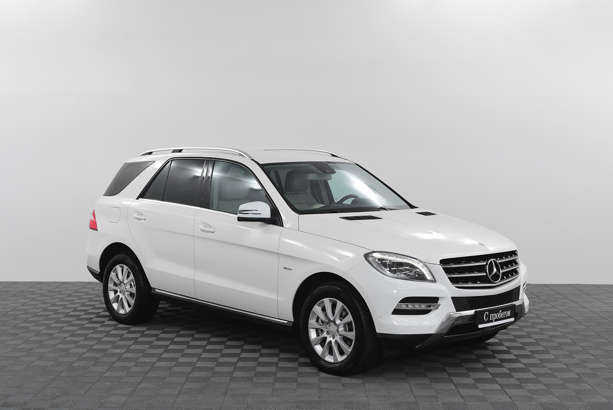 Mercedes-Benz Mercedes-Benz M-Класс 2013
