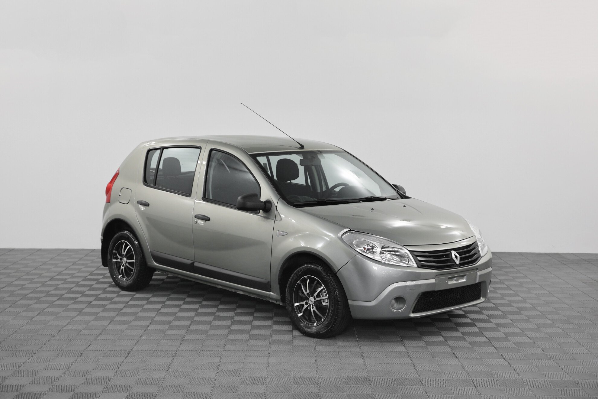 Renault Renault Sandero 2011
