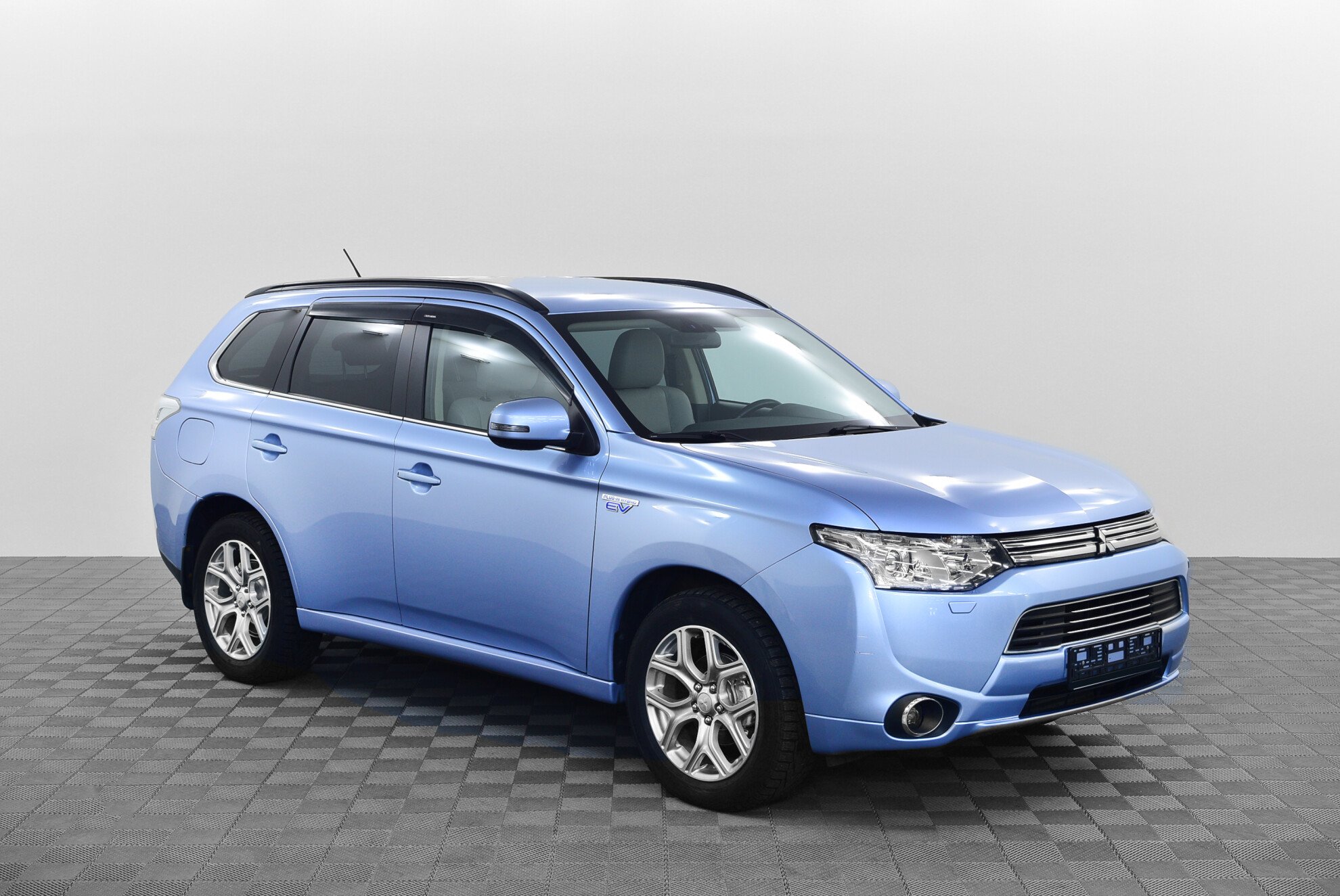 Mitsubishi Mitsubishi Outlander 2016